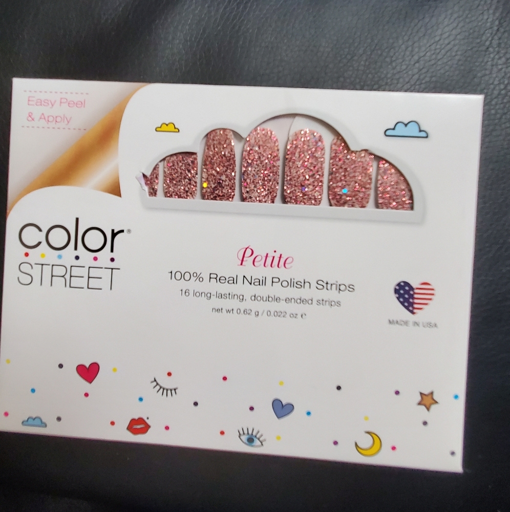 Petite color street